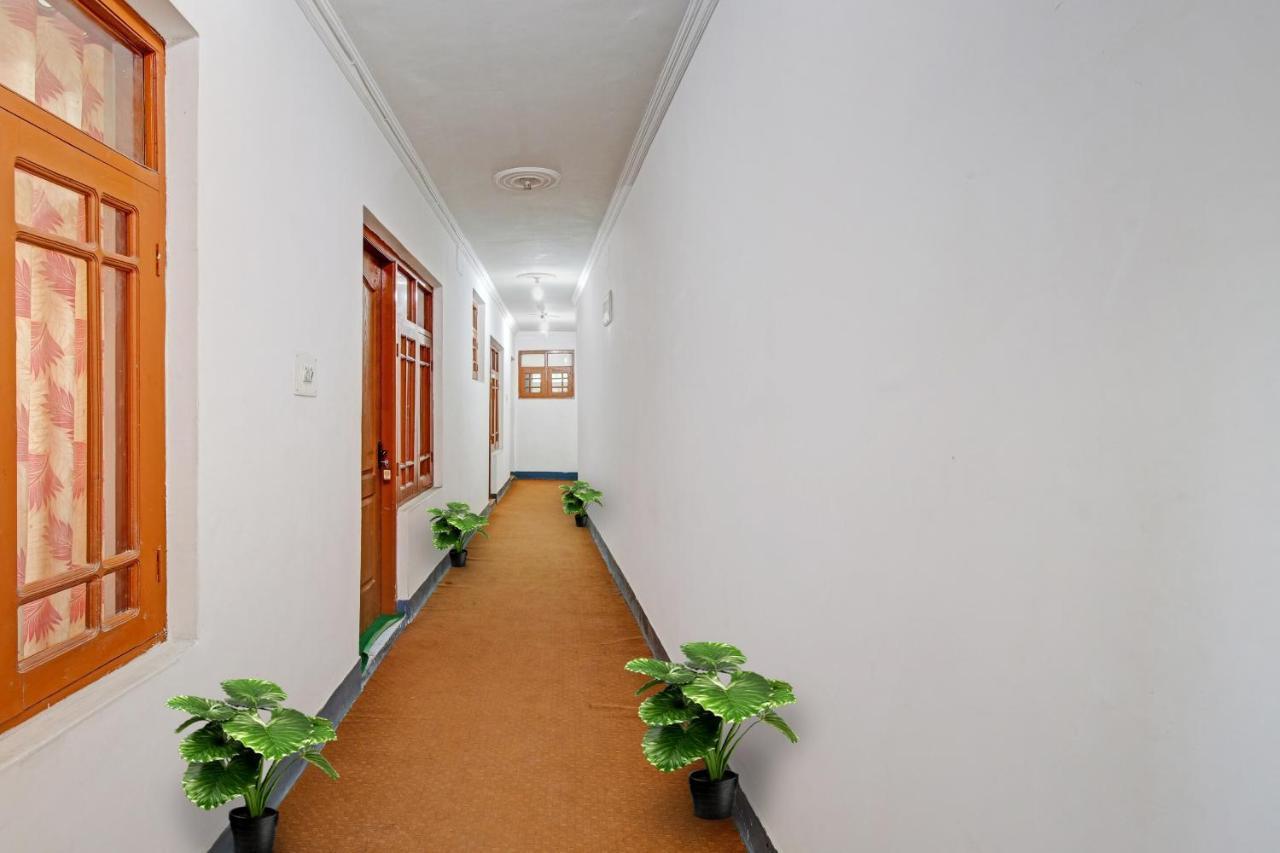 Super Oyo Capital O 91600 The Village Classic Hotel And Restaurant Srīnagar Exterior foto