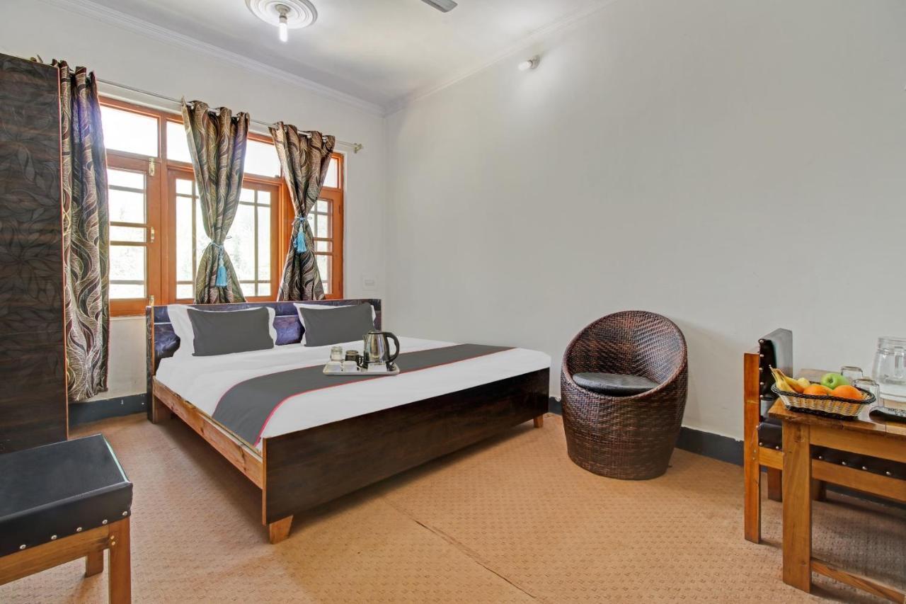 Super Oyo Capital O 91600 The Village Classic Hotel And Restaurant Srīnagar Exterior foto